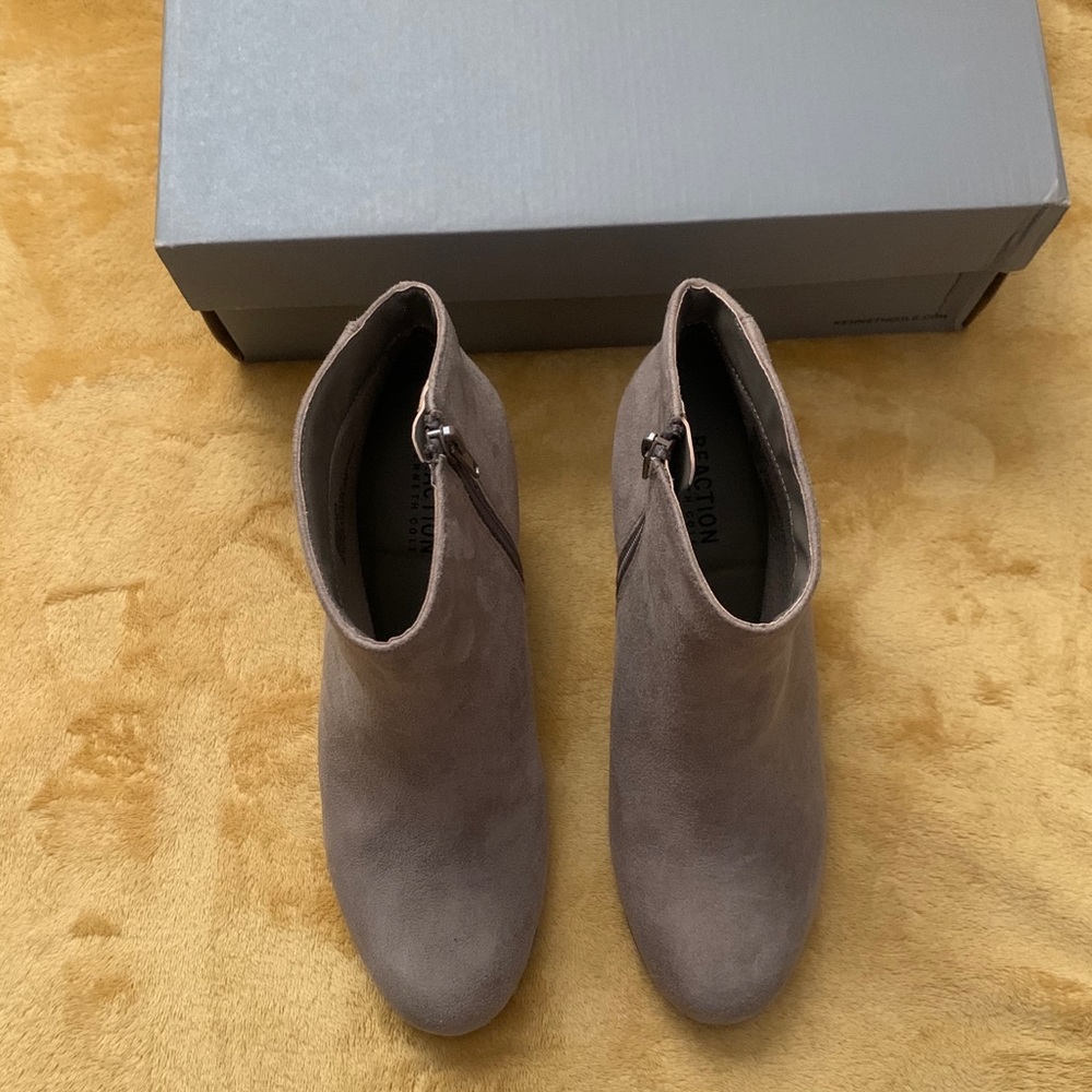 Booties - Picture 4 of 4